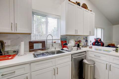 10245 SW 16th Court, Pembroke Pines FL - photo 6 of 22