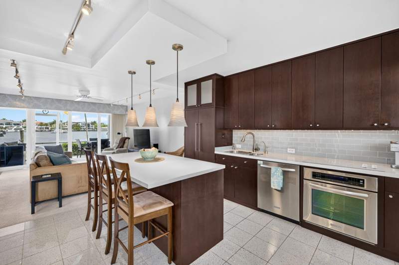 2 bedroom Stock Cooperative at 2727 Yacht Club Boulevard #1b, Sunrise Bay Club Co-Op, Fort Lauderdale — photo 5