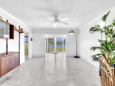 2017 SW Golf Lane #109, Boynton Beach FL - photo 7 of 80