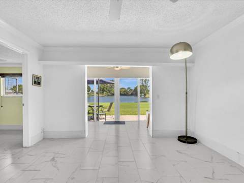 2017 SW Golf Lane #109, Boynton Beach FL - photo 8 of 80