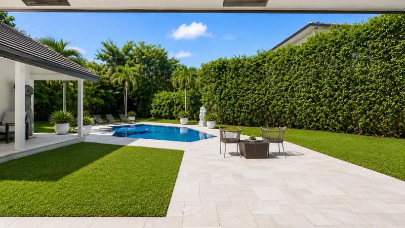 4 bedroom Single Family Residence at 501 Sandpiper Way, Sanctuary, Boca Raton — photo 2