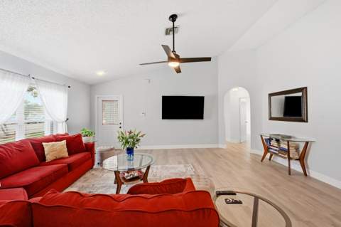 12445 SW 7th Place, Davie FL - photo 9 of 42