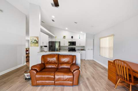 12445 SW 7th Place, Davie FL - photo 13 of 42