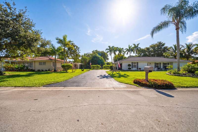 4 bedroom Single Family Residence at 2651 NW 107th Avenue, Coral Springs Country Club, Coral Springs — photo 3