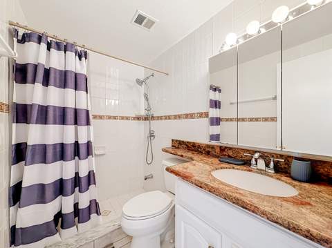 1050 SW 11th Street #L2, Hallandale Beach FL - photo 14 of 19
