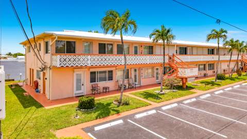 1050 SW 11th Street #L2, Hallandale Beach FL - photo 19 of 19