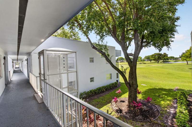 2 bedroom Condominium at 955 Normandy Trail, Kings Point Normandy Condos, Delray Beach — photo 4