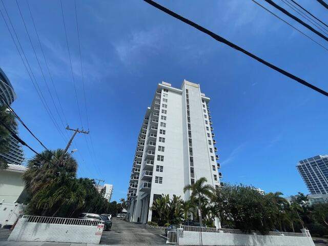 1 bedroom Condominium at 336 N Birch Road #6d, Birch Crest Apartments Inc, Fort Lauderdale — photo 3