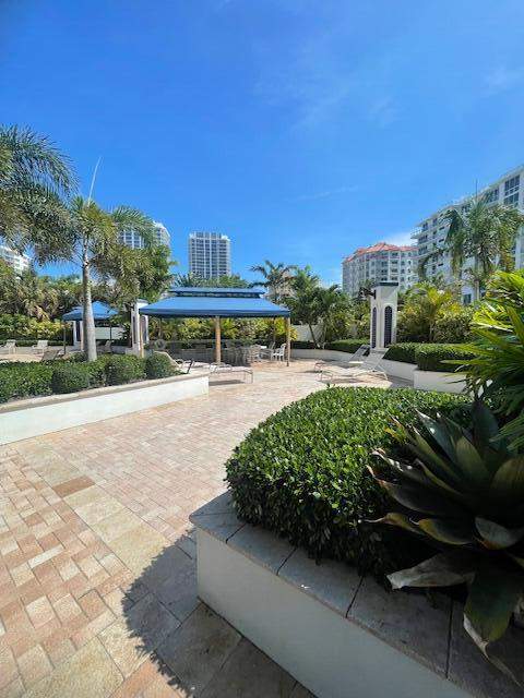 336 N Birch Road #6d, Fort Lauderdale FL - photo 7 of 37