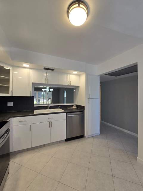 3301 Aruba Way #K2, Coconut Creek FL - photo 9 of 36