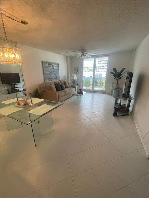 336 N Birch Road #6d, Fort Lauderdale FL - photo 17 of 37
