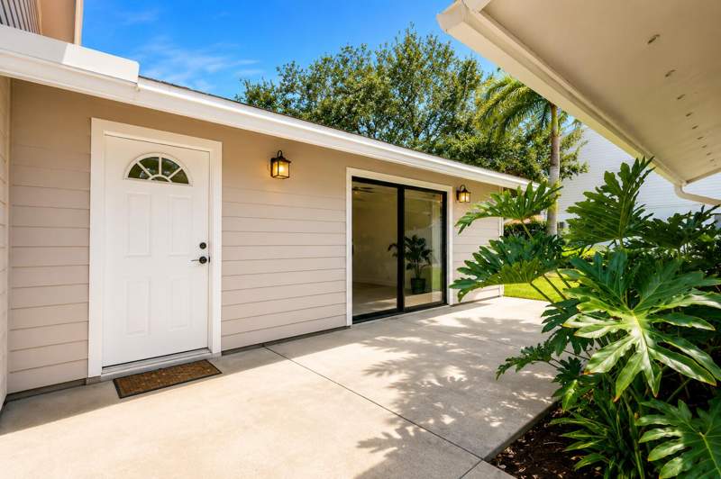 4 bedroom Single Family Residence at 8074 SE River Lane, South River Colony, Stuart — photo 3