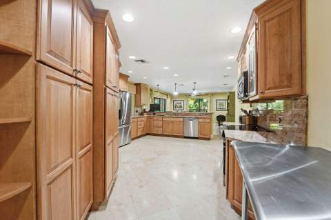 6499 Brandon Street, Palm Beach Gardens FL - photo 22 of 46