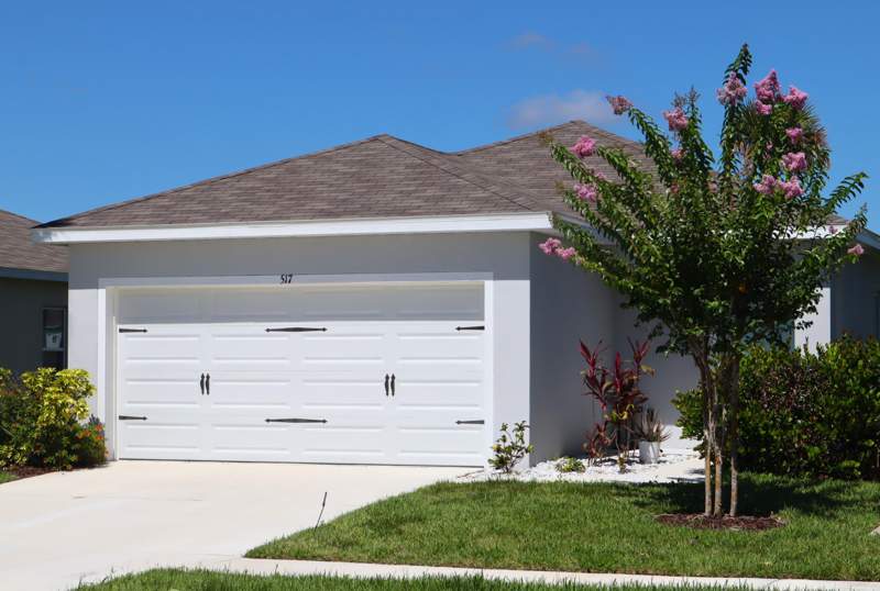 3 bedroom Single Family Residence at 517 Cherimoya Street, Avalon Crossing Phase II, Fort Pierce — photo 2