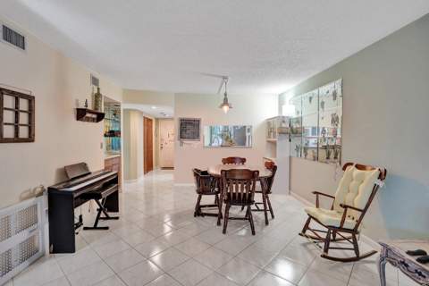 5201 W Club Circle #103, Boca Raton FL - photo 15 of 41