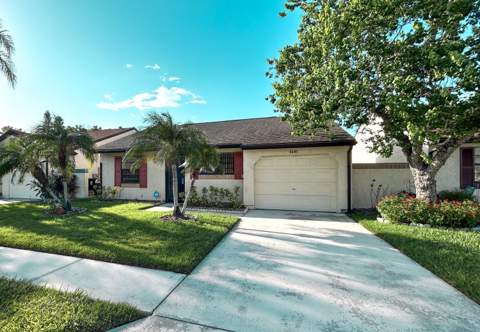 2241 SE Barrington Street, Port St. Lucie FL - photo 7 of 32