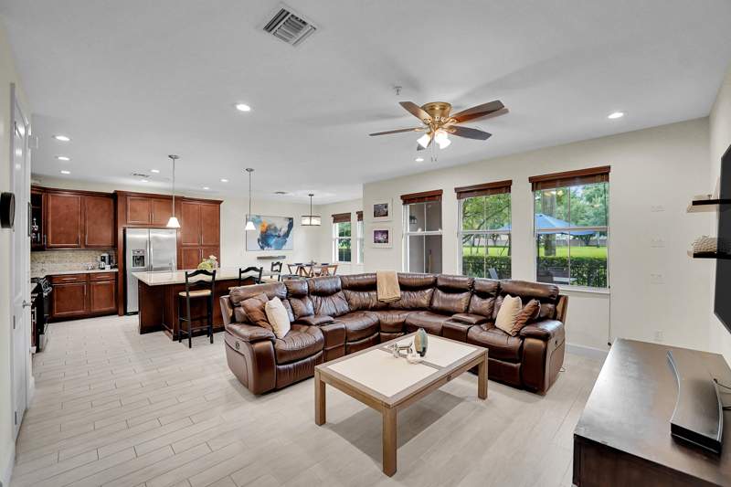 4 bedroom Townhouse at 3162 NW 124th Way, Sawgrass Lakes, Sunrise — photo 3