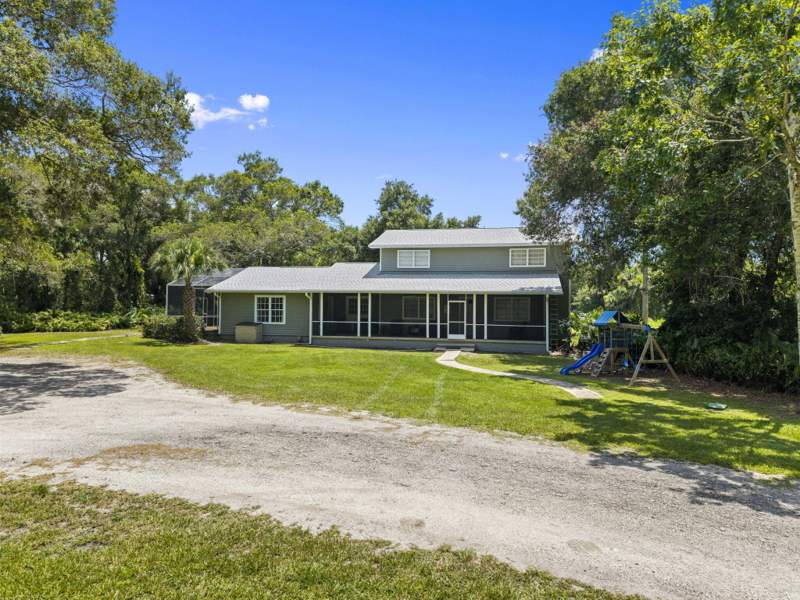 4 bedroom Single Family Residence at 3550 Eleven Mile Road, Hattie Chamberlain Subdivision, Fort Pierce — photo 4