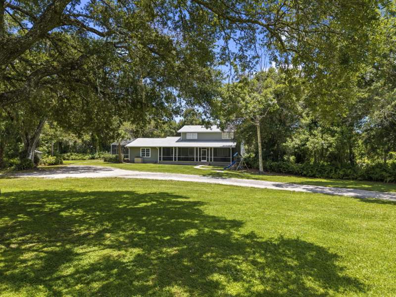 4 bedroom Single Family Residence at 3550 Eleven Mile Road, Hattie Chamberlain Subdivision, Fort Pierce — photo 3
