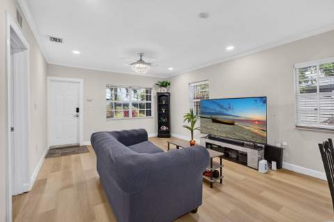 1314 N J Street, Lake Worth Beach FL - photo 10 of 83