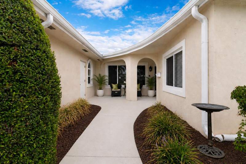 3 bedroom Single Family Residence at 2070 NE 63rd Street, Imperial Point 2 Sec, Fort Lauderdale — photo 2