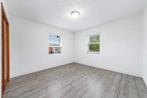 317 NW 14th Street, Belle Glade FL - photo 10 of 28