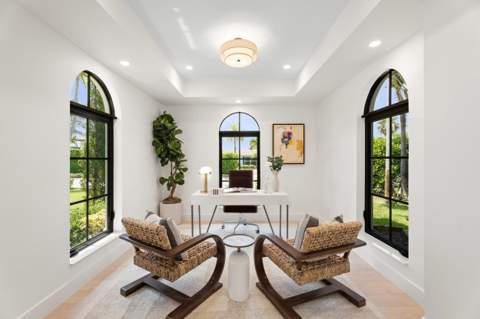 257 E Lakewood Road, West Palm Beach FL - photo 9 of 59