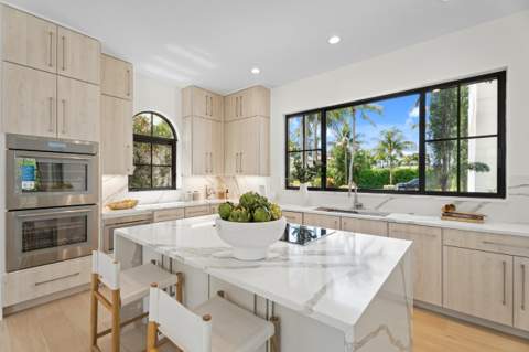 257 E Lakewood Road, West Palm Beach FL - photo 18 of 59