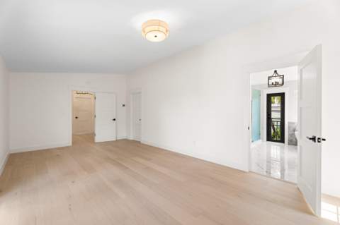 257 E Lakewood Road, West Palm Beach FL - photo 23 of 59
