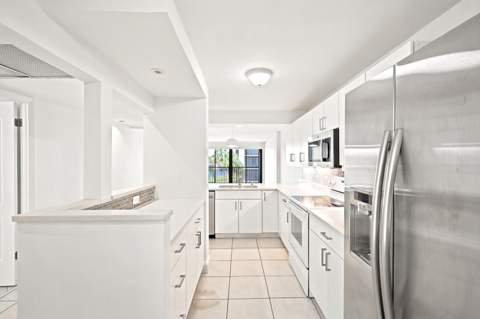 8 Royal Palm Way #3020, Boca Raton FL - photo 8 of 37