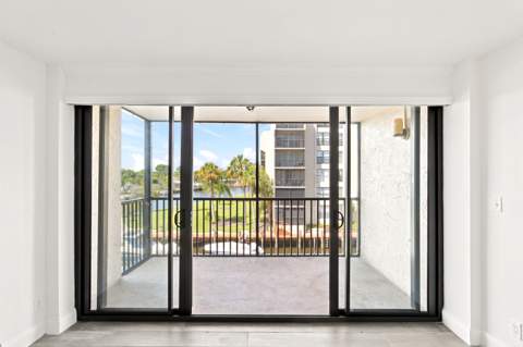 8 Royal Palm Way #3020, Boca Raton FL - photo 19 of 37