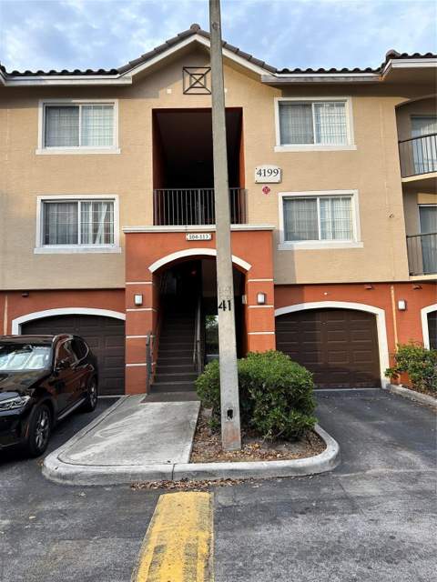 4199 N Haverhill Road #113, West Palm Beach FL - photo 21 of 33