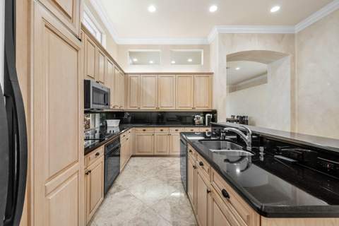 7917 Villa D Este Way, Delray Beach FL - photo 18 of 88