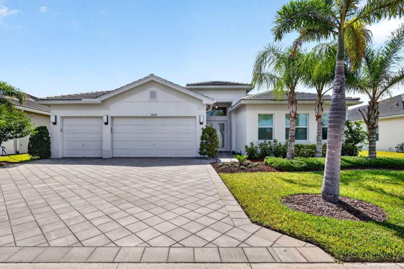 3 bedroom Single Family Residence at 12029 SW Water Lily Terrace, Riverland Parcel C - Plat Six, Port St. Lucie — photo 2