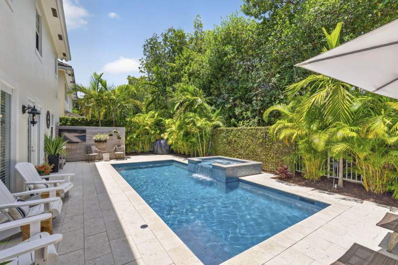 4 bedroom Single Family Residence at 2021 SW 14th Terrace, River OAKS~La Preserve, Fort Lauderdale — photo 4