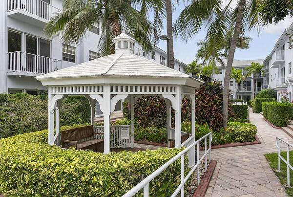3 bedroom Villa at 2725 NE 8th Avenue #118, Palm Island Villas, Wilton Manors — photo 2