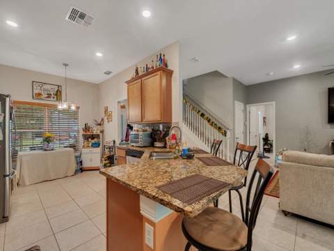 710 NE Turtleback Trail, Port St. Lucie FL - photo 10 of 40