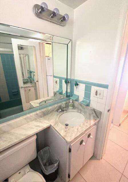 2508 Bay Drive #110, Pompano Beach FL - photo 12 of 19