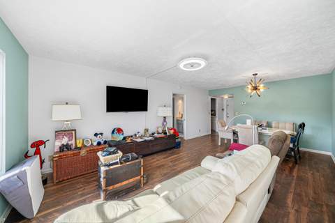5540 Tamberlane Circle #221, Palm Beach Gardens FL - photo 9 of 21