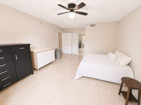 5045 Wiles Road #105, Coconut Creek FL - photo 6 of 13