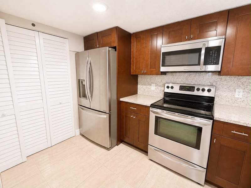 2 bedroom Condominium at 5045 Wiles Road #105, Evergreen Lakes Condo, Coconut Creek — photo 5