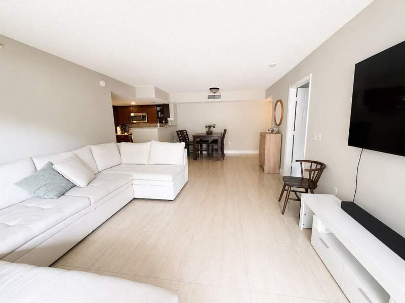 2 bedroom Condominium at 5045 Wiles Road #105, Evergreen Lakes Condo, Coconut Creek — photo 3