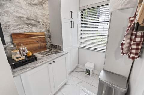 1021 Mockingbird Lane #211, Plantation FL - photo 18 of 33