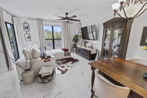 1021 Mockingbird Lane #211, Plantation FL - photo 22 of 33