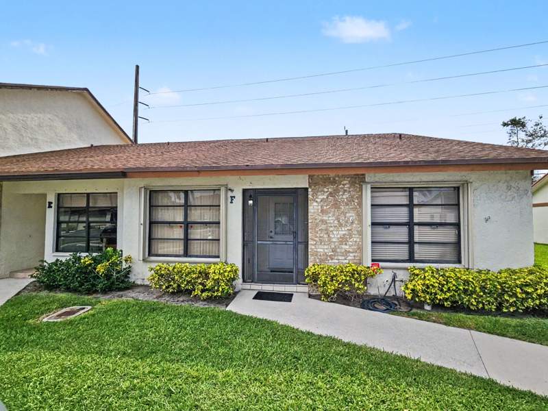 3 bedroom Townhouse at 1160 Parkside Green Drive #F, Parkside Green, Greenacres — photo 2