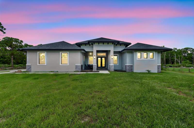 4 bedroom Single Family Residence at 2643 Dyer Road, St Lucie Gardens Subdivision, Fort Pierce — photo 2
