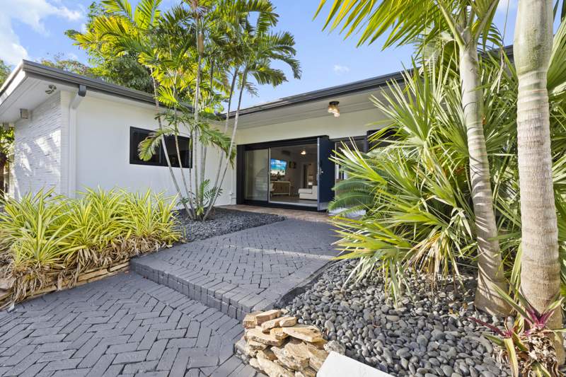 4 bedroom Single Family Residence at 2112 Manatee Drive, Harbour Inlet, Fort Lauderdale — photo 2