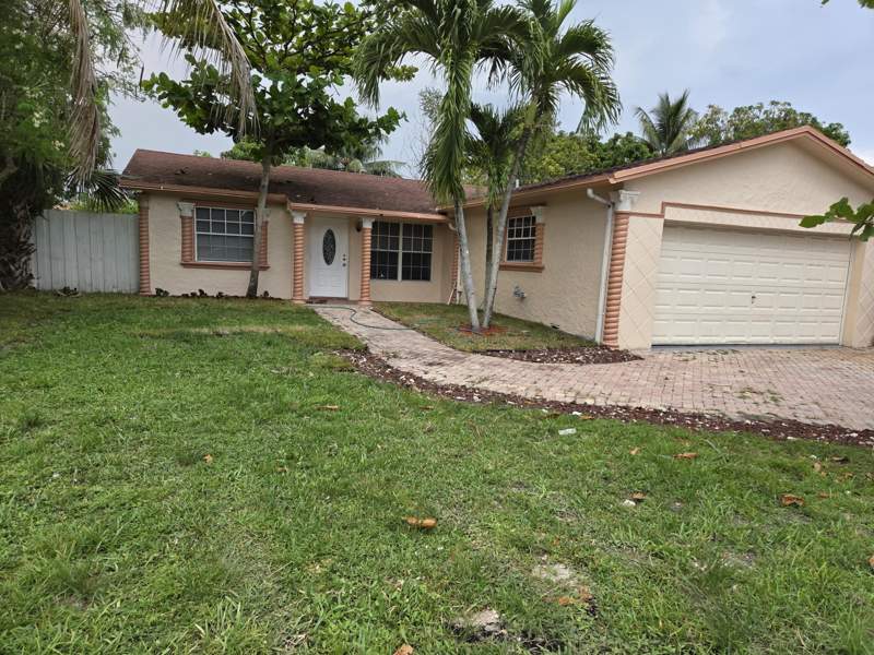 5 bedroom Single Family Residence at 7601 Kimberly Boulevard, Lauderdale North Park Sec 4, North Lauderdale — photo 2