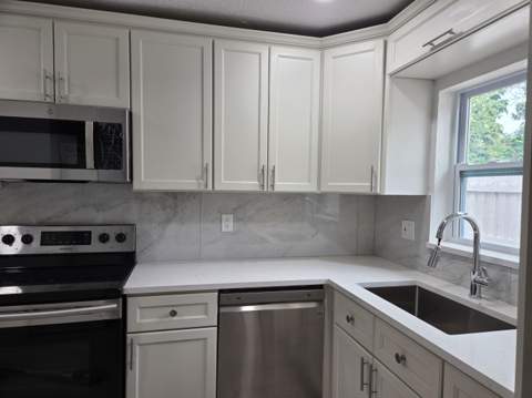 7601 Kimberly Boulevard, North Lauderdale FL - photo 12 of 62