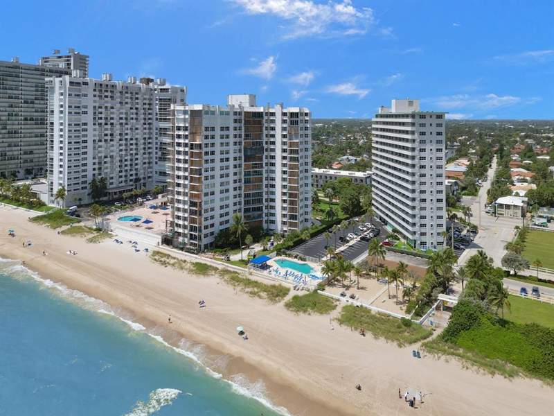 1 bedroom Stock Cooperative at 4050 N Ocean Drive #1006, Caribe Co-Op, Lauderdale-By-The-Sea — photo 2